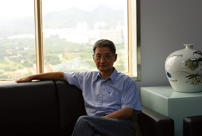 founder4.jpg